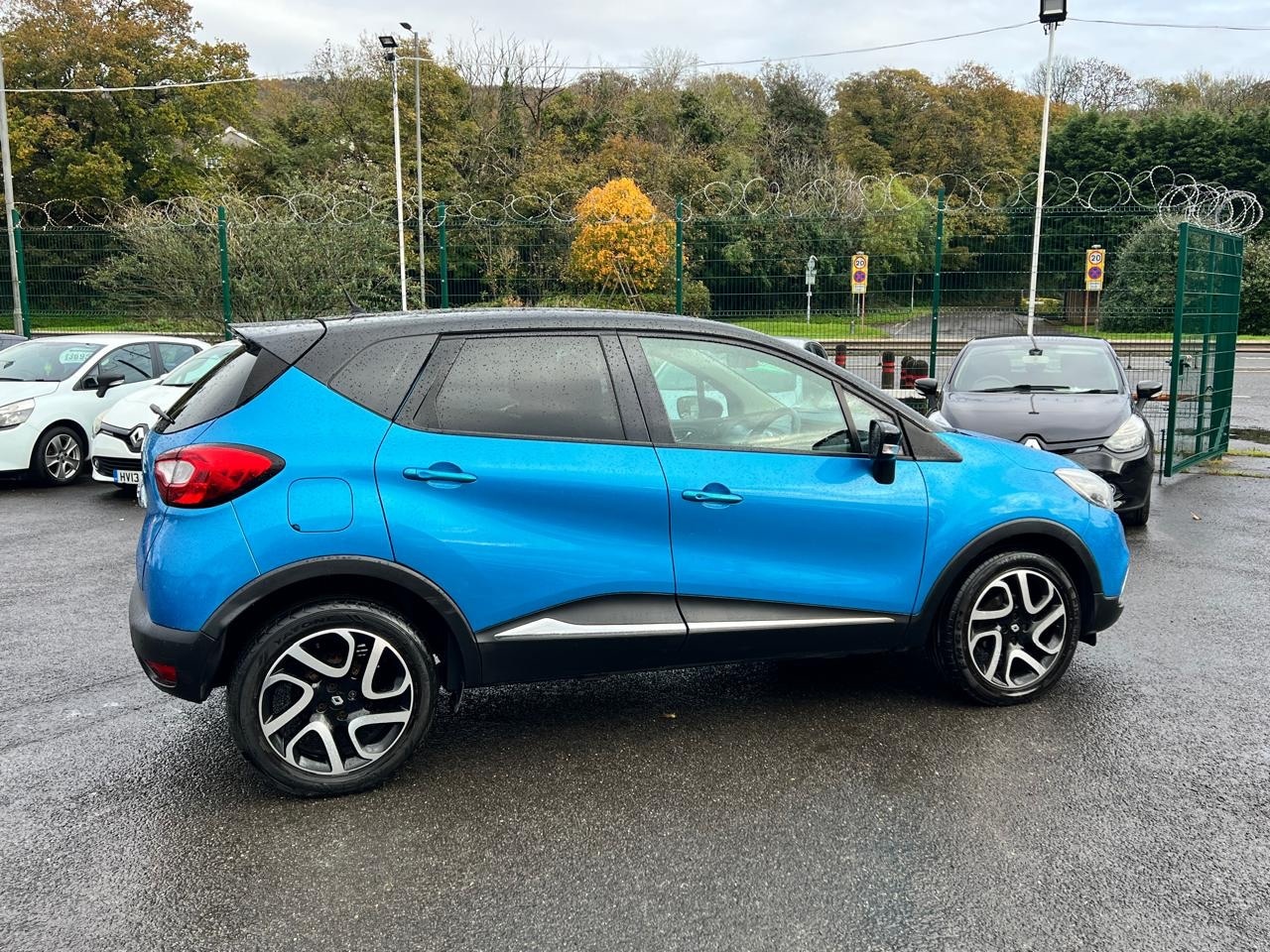 Used Renault Captur 2015 for sale - 76491841: Photo 4