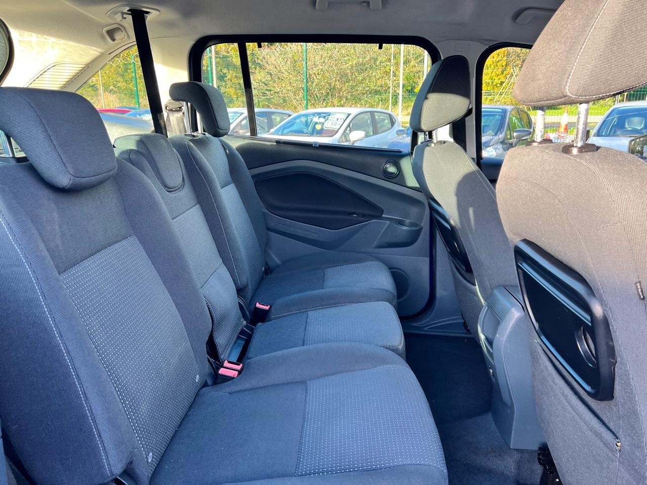 Used Ford Grand C-Max 2015 for sale - 76403199: Photo 10