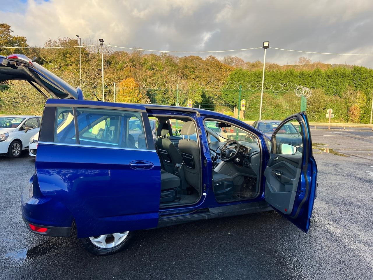 Used Ford Grand C-Max 2015 for sale - 76403199: Photo 17