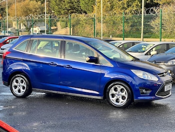 Used Ford Grand C-Max 2015 for sale - 76403199: Photo