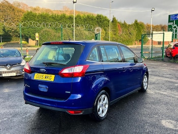 Used Ford Grand C-Max 2015 for sale - 76403199: Photo