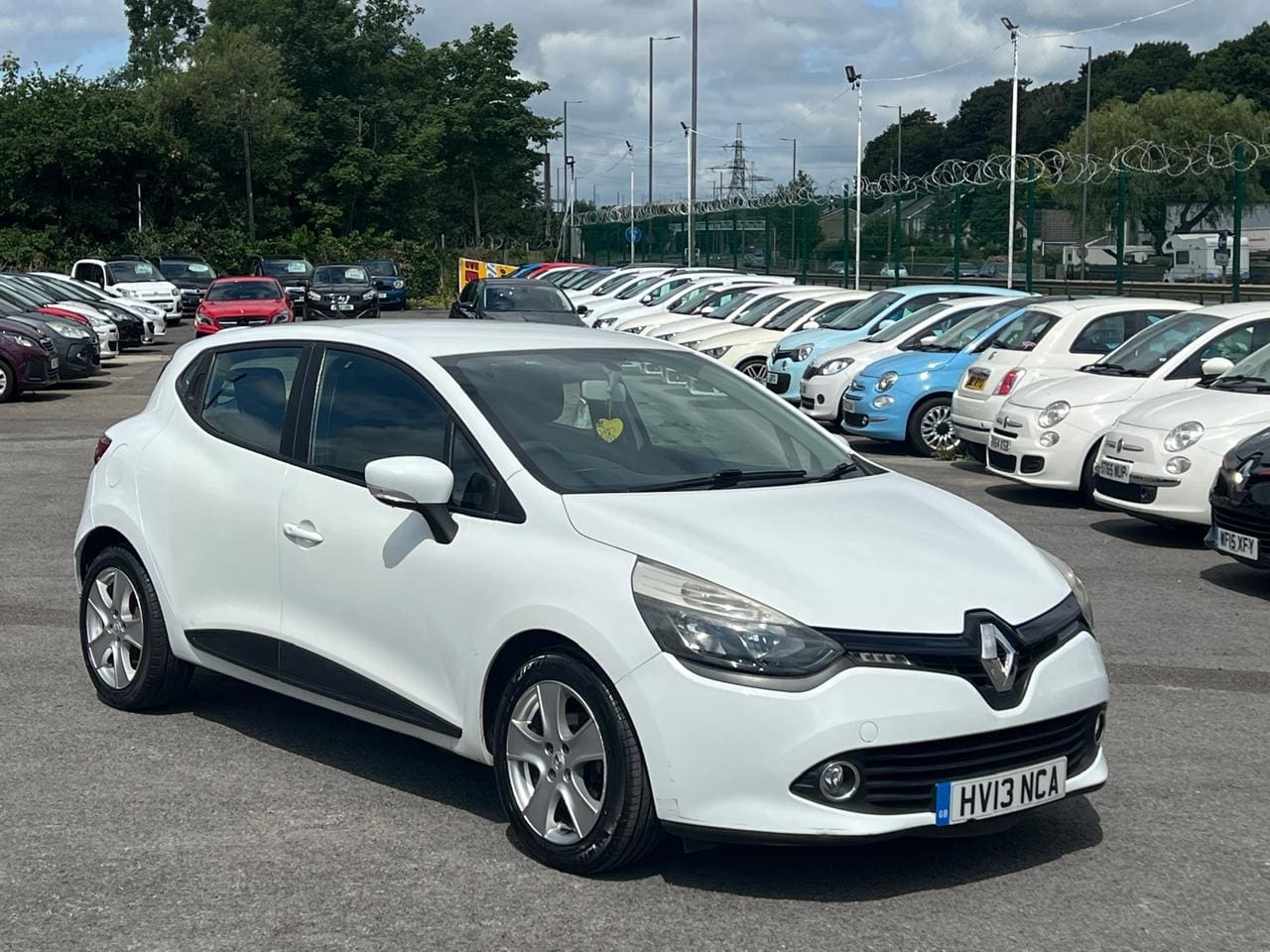 2013 13 RENAULT CLIO 1.2 16V Expression+ 5dr