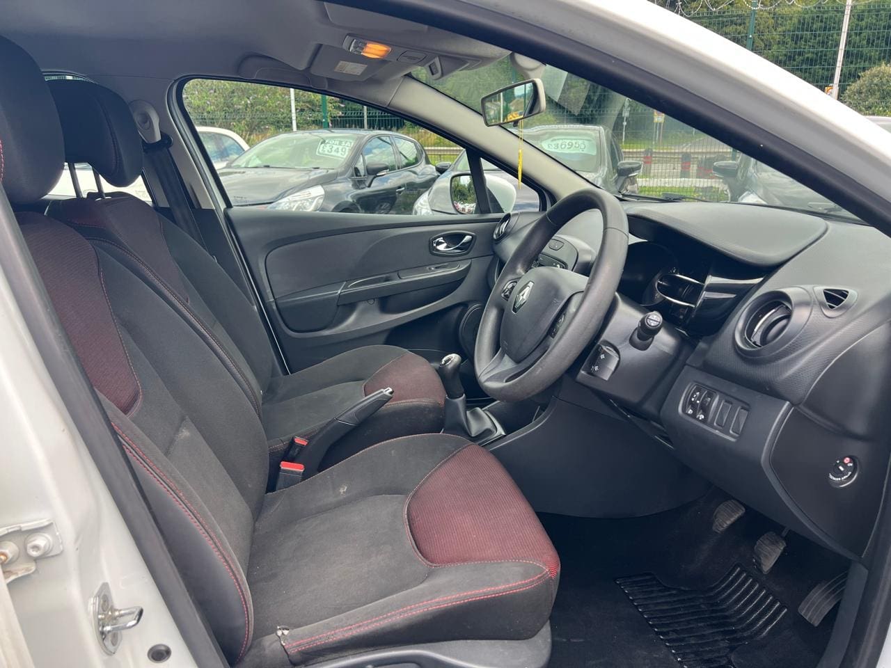 2013 13 RENAULT CLIO