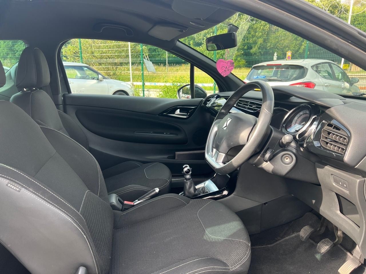 Used Citroen DS3 2014 for sale - 76969834: Photo 12