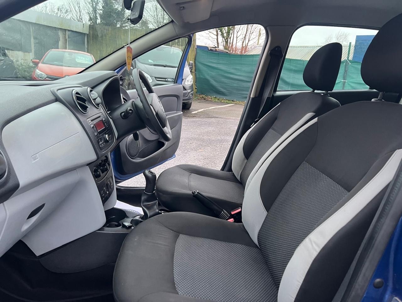 Used Dacia Sandero 2014 for sale - 77179706: Photo 15