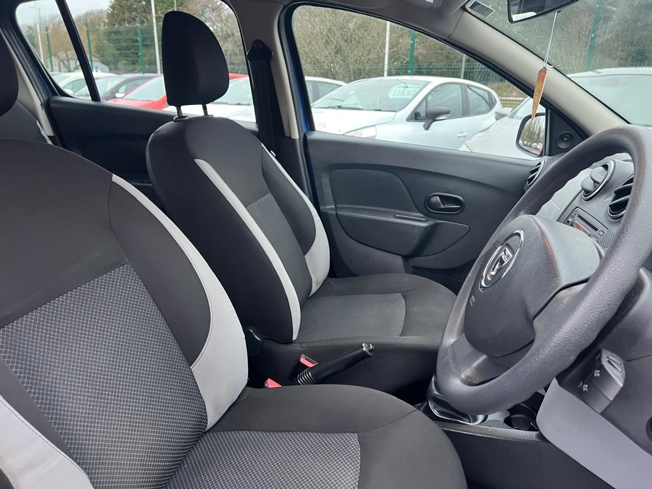 Used Dacia Sandero 2014 for sale - 77179706: Photo 17