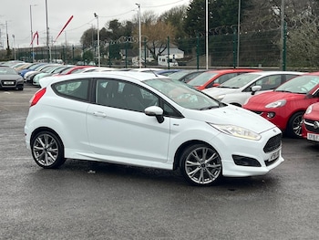 Used Ford Fiesta 2016 for sale - 77505978: Photo
