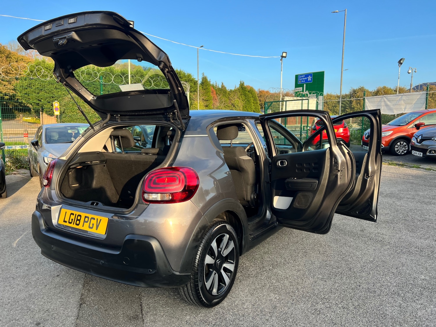 Used Citroen C3 2018 for sale - 76287068: Photo 19