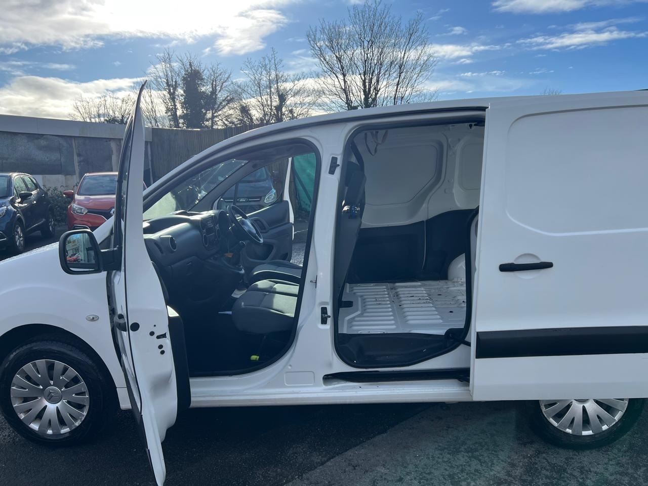 Used Citroen Berlingo 2014 for sale - 77363807: Photo 17