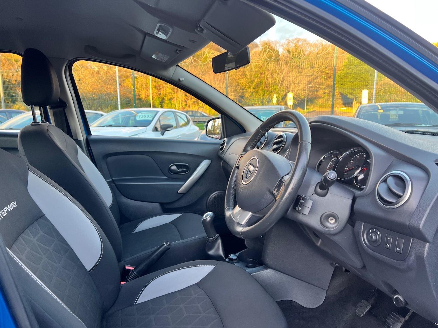 Used Dacia Sandero Stepway 2015 for sale - 76666292: Photo 11