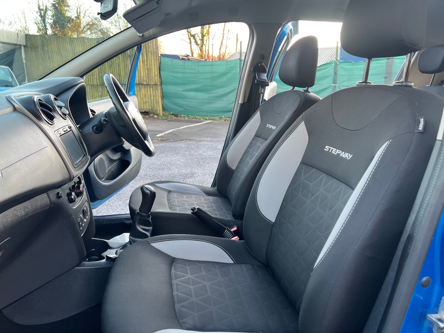 Used Dacia Sandero Stepway 2015 for sale - 76666292: Photo 13