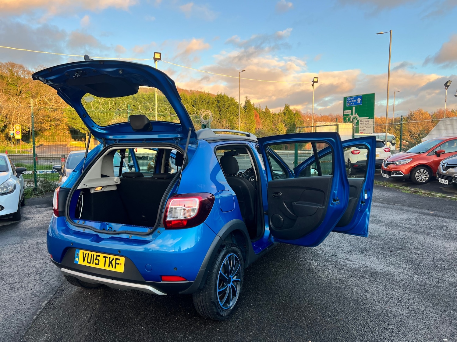 Used Dacia Sandero Stepway 2015 for sale - 76666292: Photo 18