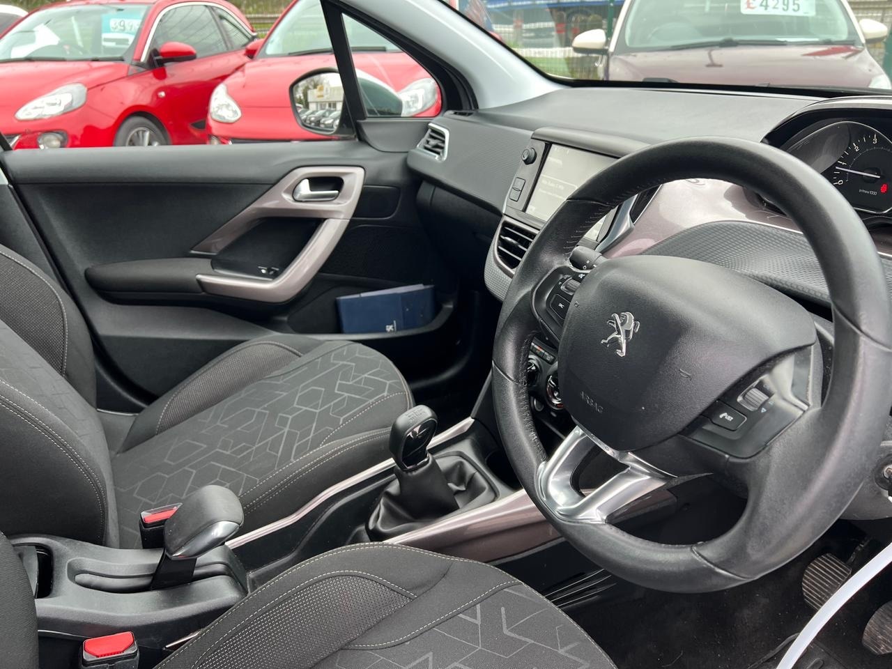 Used Peugeot 2008 2014 for sale - 77616476: Photo 13