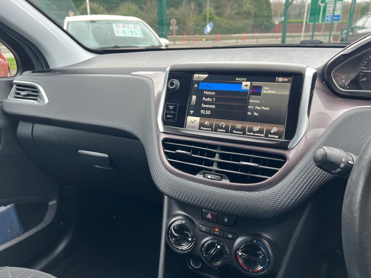 Used Peugeot 2008 2014 for sale - 77616476: Photo 21