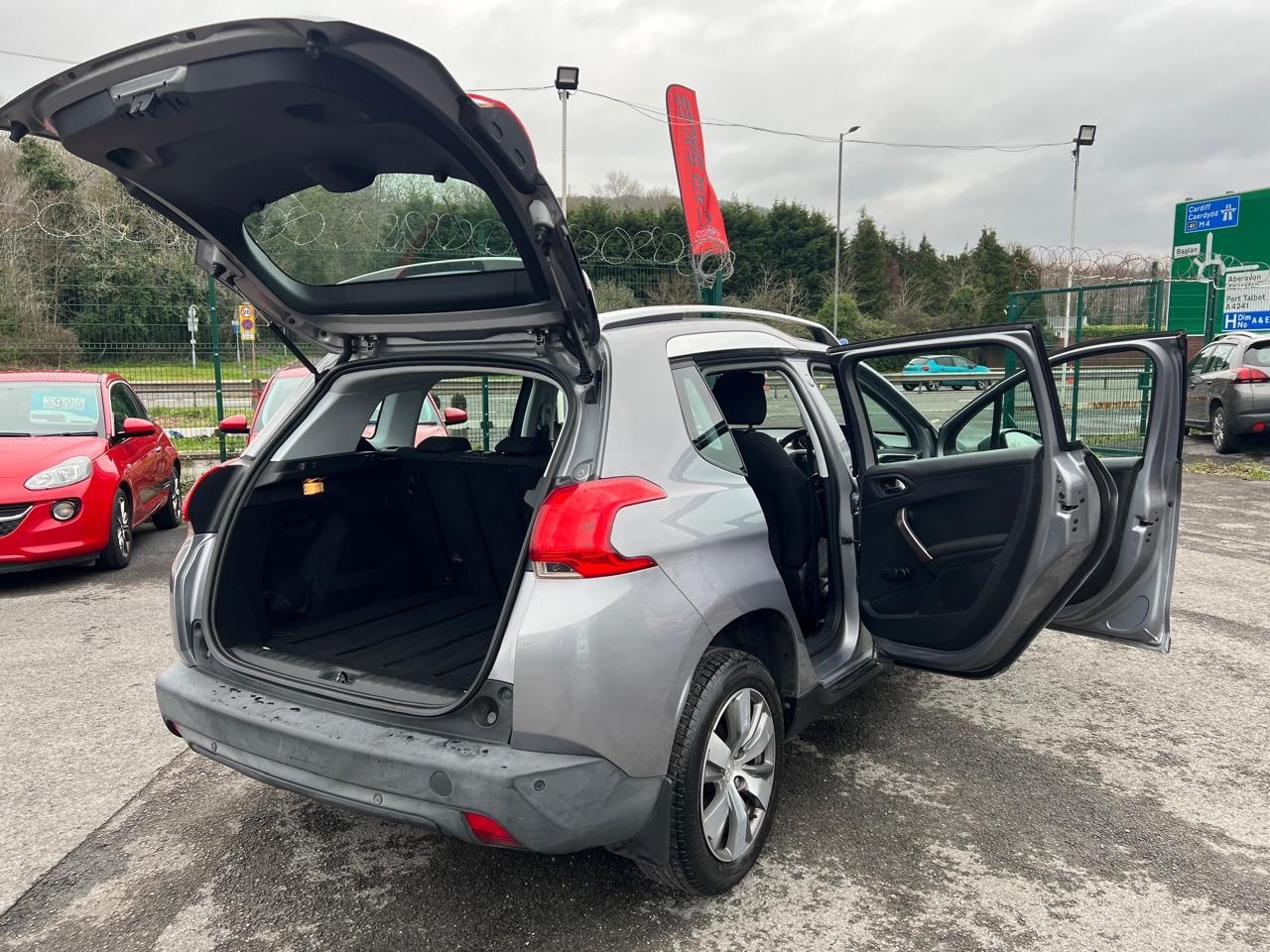 Used Peugeot 2008 2014 for sale - 77616476: Photo 22