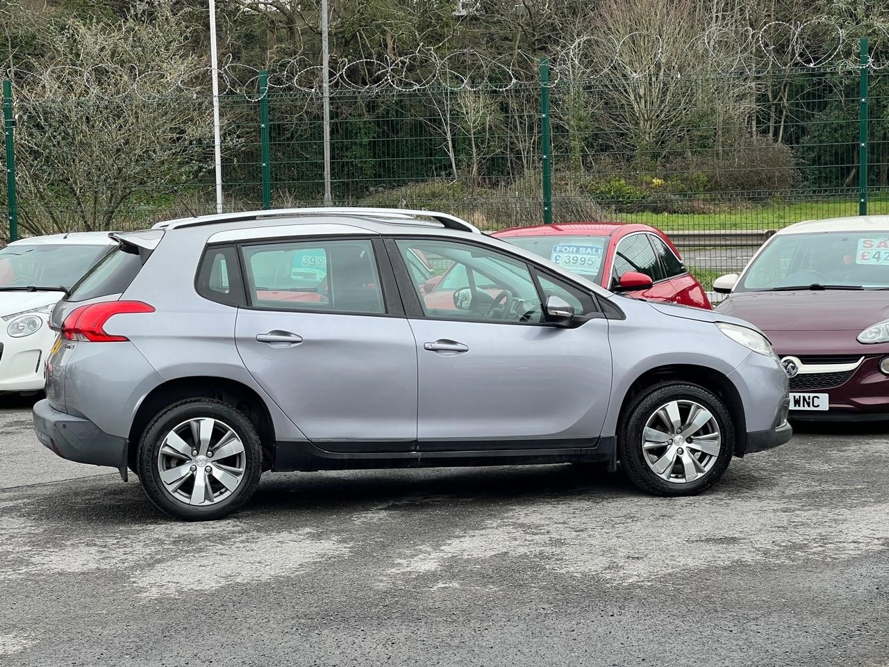 Used Peugeot 2008 2014 for sale - 77616476: Photo 4