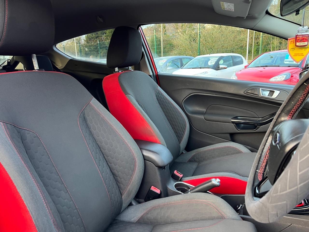 Used Ford Fiesta 2015 for sale - 77715161: Photo 15