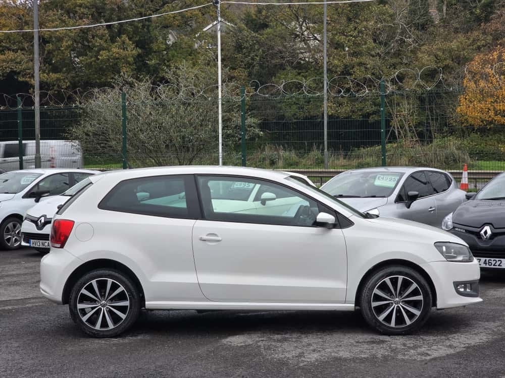 Used Volkswagen Polo 2012 for sale - 76491866: Photo 2