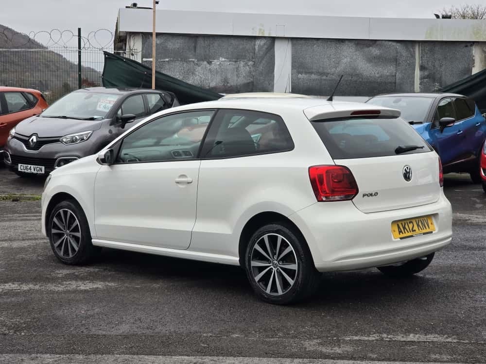 Used Volkswagen Polo 2012 for sale - 76491866: Photo 4
