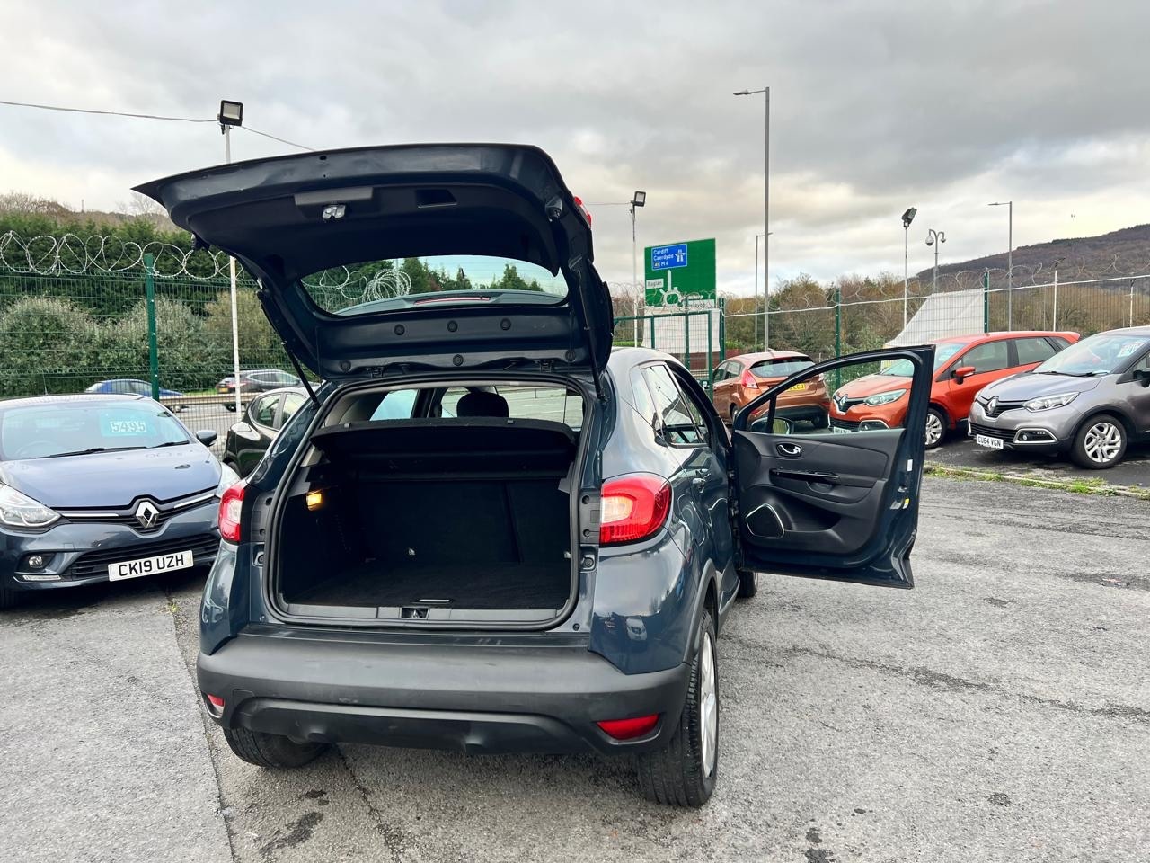 Used Renault Captur 2017 for sale - 78081688: Photo 18