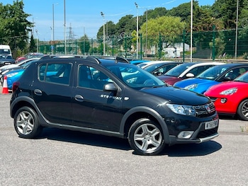 Used Dacia Sandero Stepway 2017 for sale - 79320818: Photo