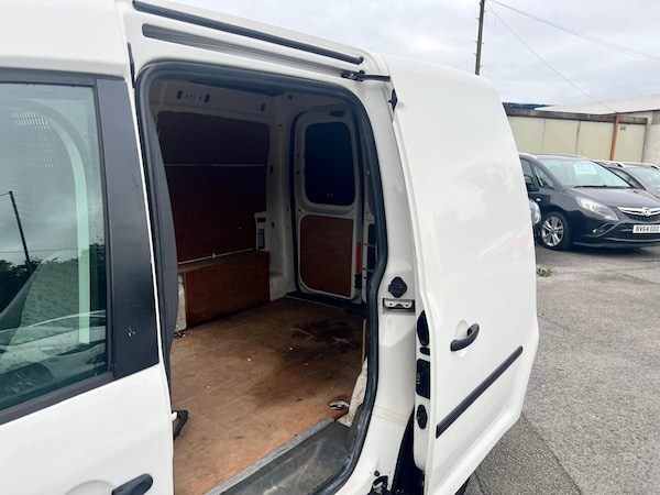 Used Volkswagen Caddy 2011 for sale - 76012056: Photo 17