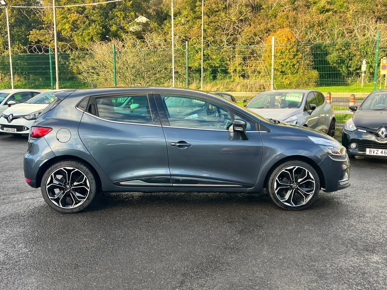 Used Renault Clio 2019 for sale - 76862191: Photo 4