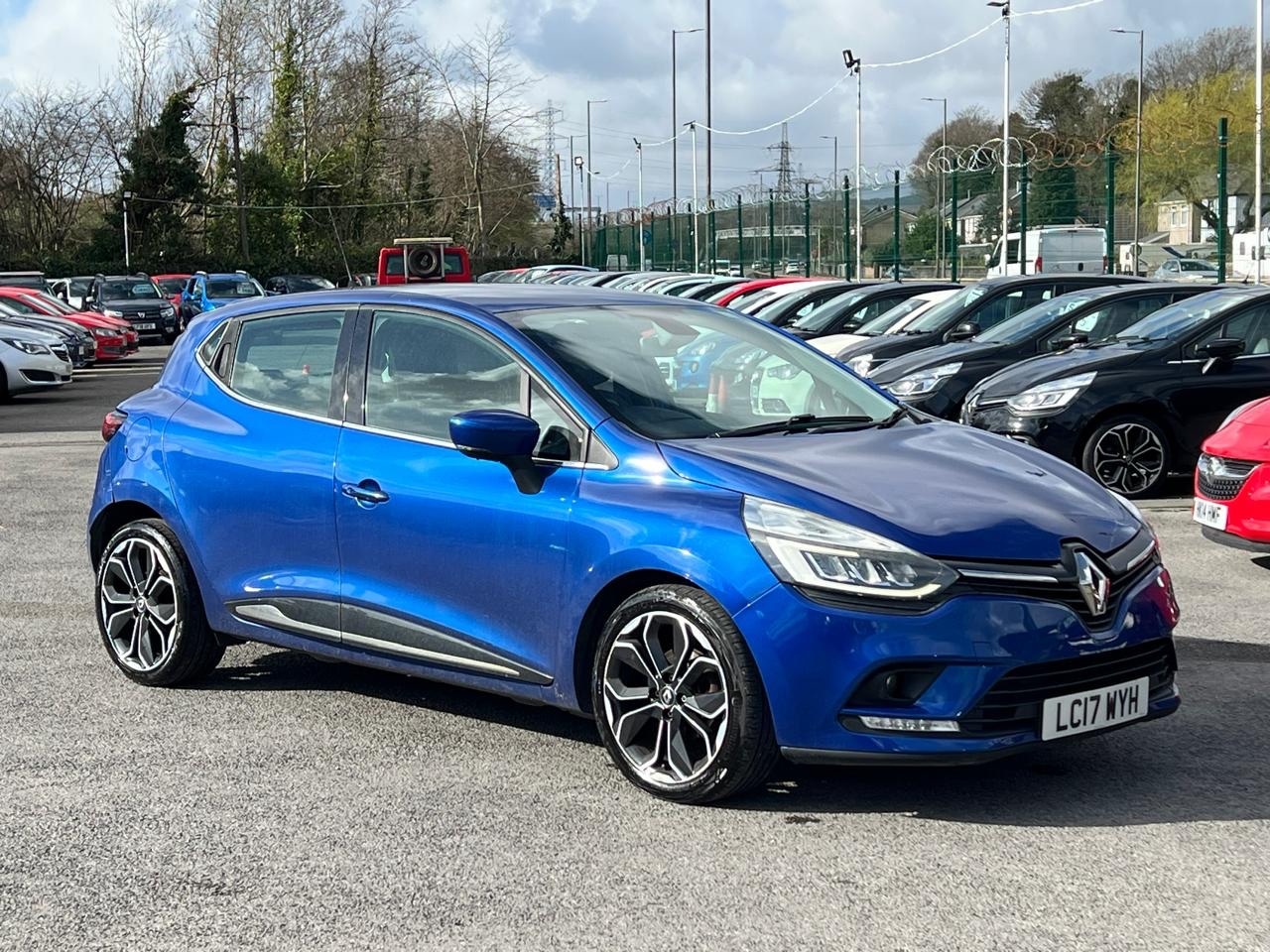 Used Renault Clio 2017 for sale - 77888575: Photo 13