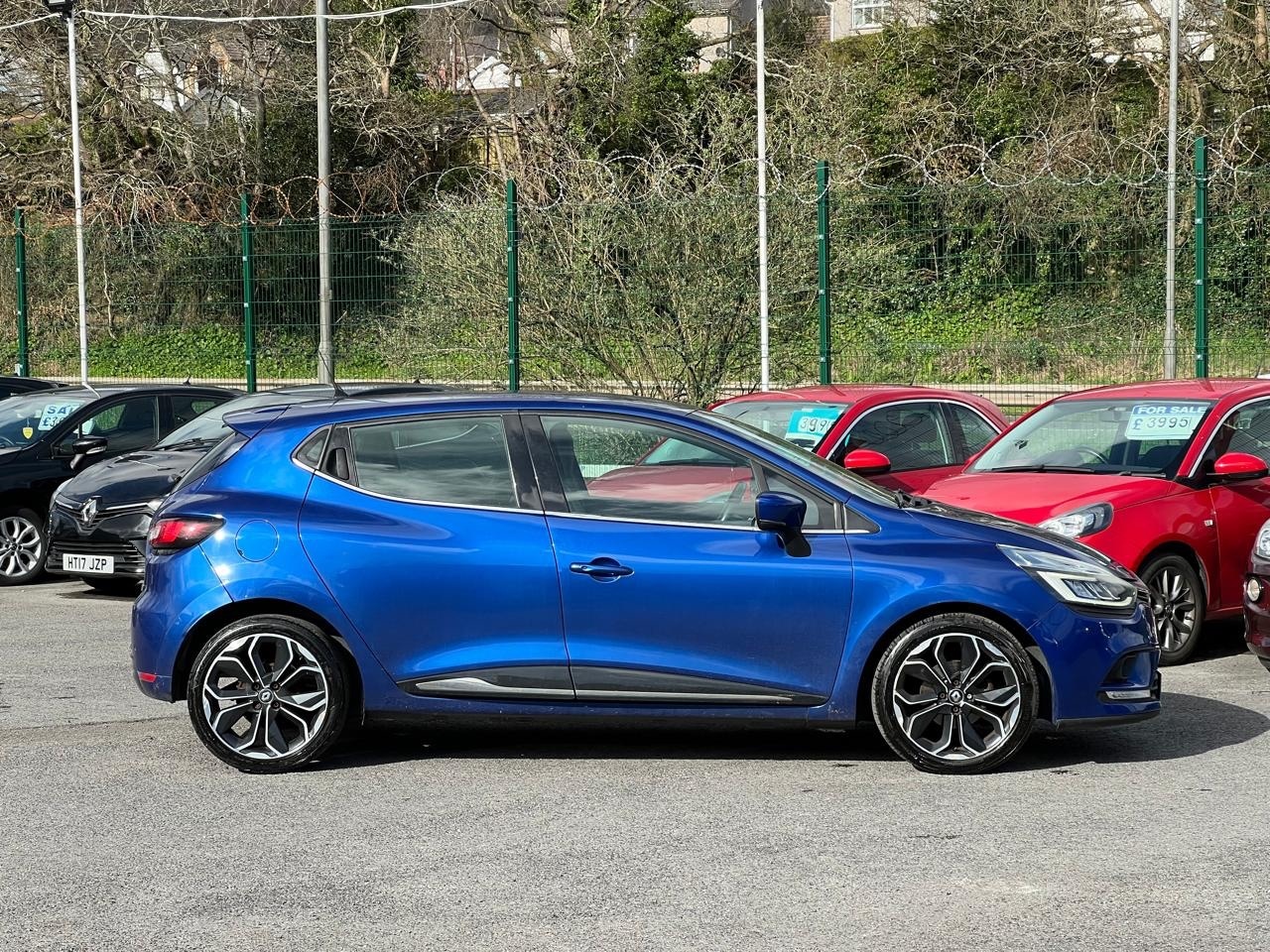 Used Renault Clio 2017 for sale - 77888575: Photo 4