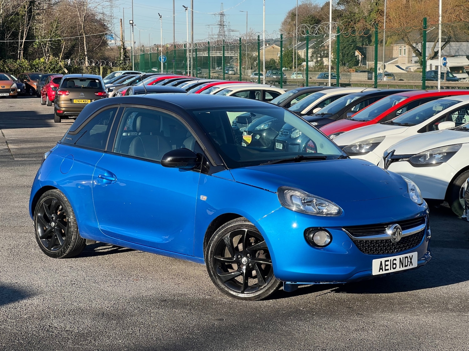 Used Vauxhall ADAM 2016 for sale - 77095390: Photo 2