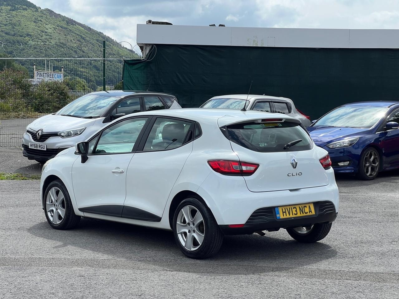 Used Renault Clio 2013 for sale - 76862065: Photo 4