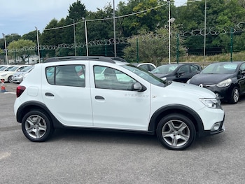 Used Dacia Sandero Stepway 2017 for sale - 75959820: Photo