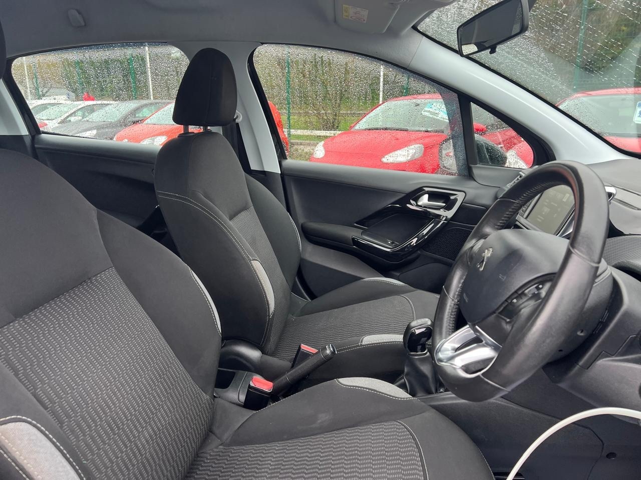 Used Peugeot 208 2016 for sale - 78094776: Photo 11