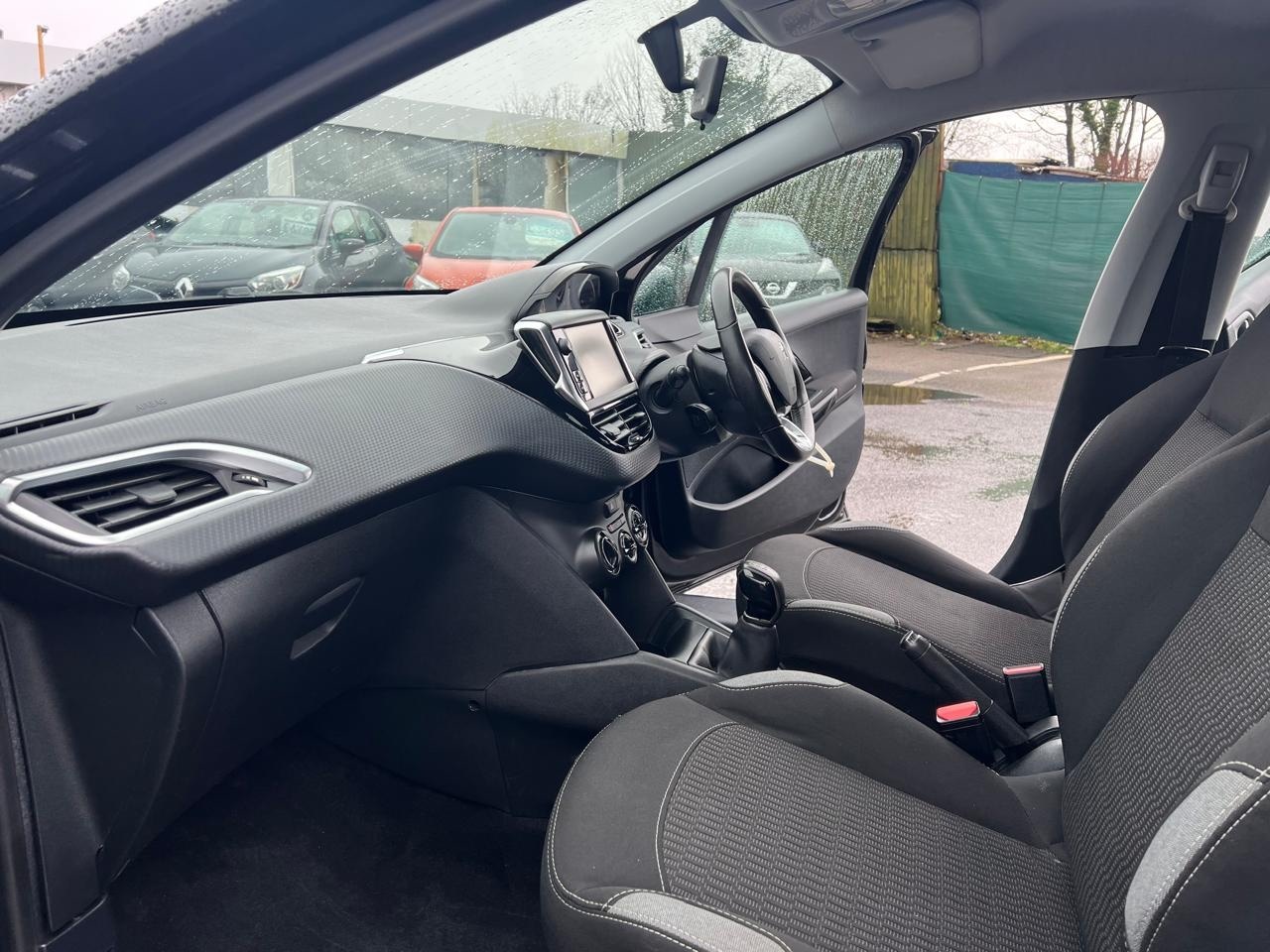 Used Peugeot 208 2016 for sale - 78094776: Photo 13