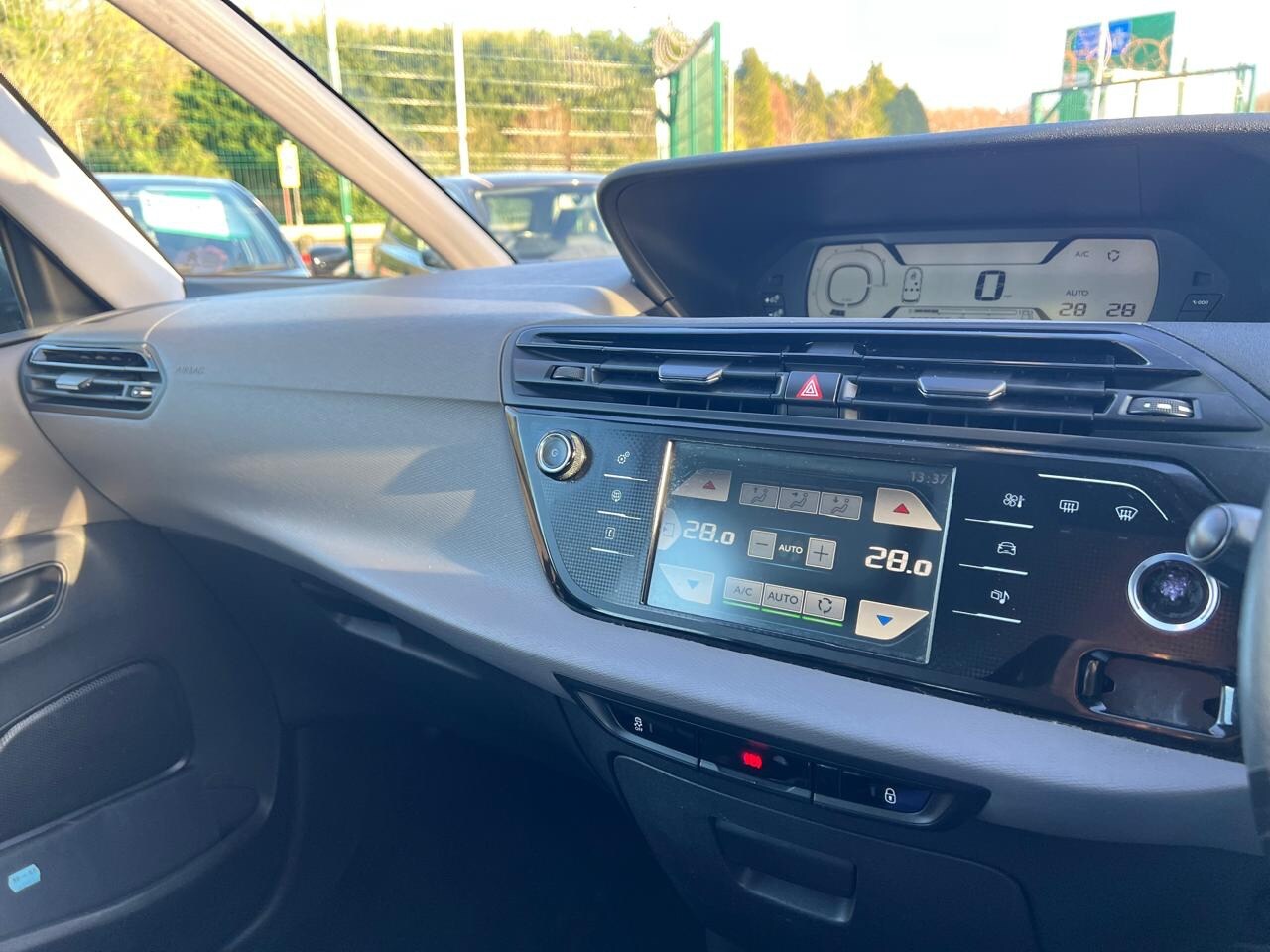 Used Citroen C4 Picasso 2014 for sale - 77803272: Photo 19