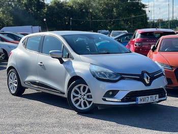 Used Renault Clio 2017 for sale - 79774108: Photo