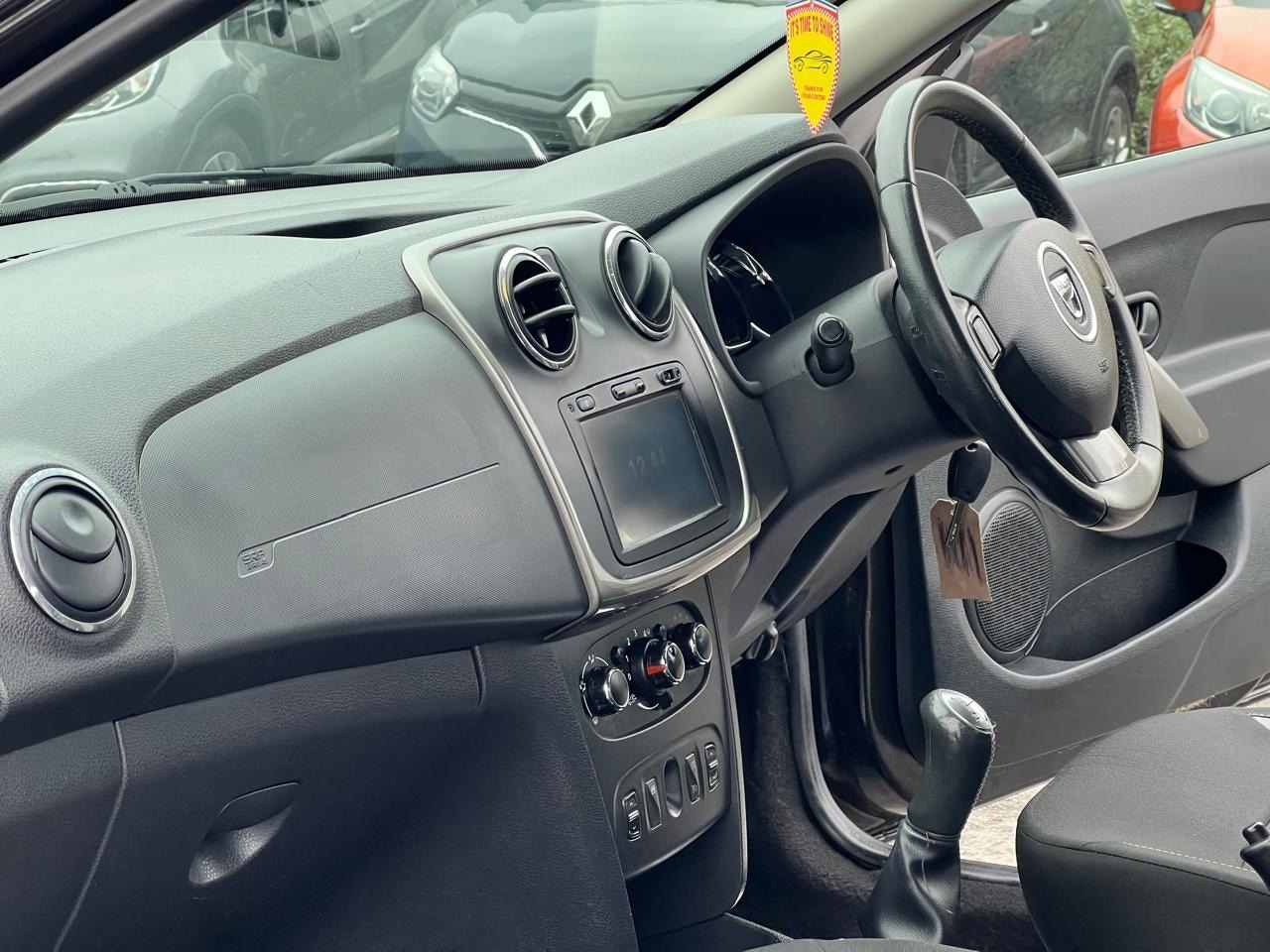 Used Dacia Sandero Stepway 2015 for sale - 78105996: Photo 14