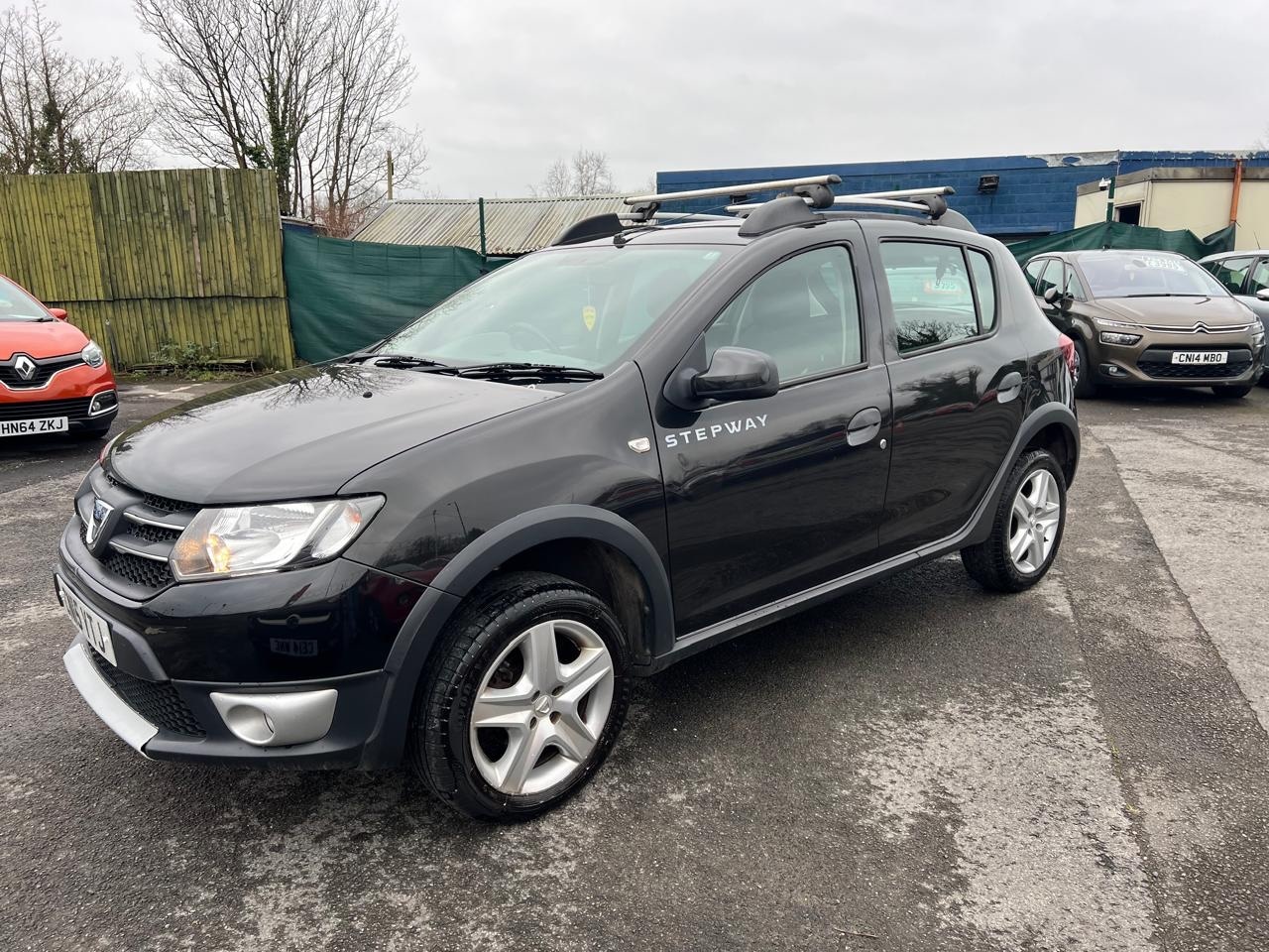 Used Dacia Sandero Stepway 2015 for sale - 78105996: Photo 8