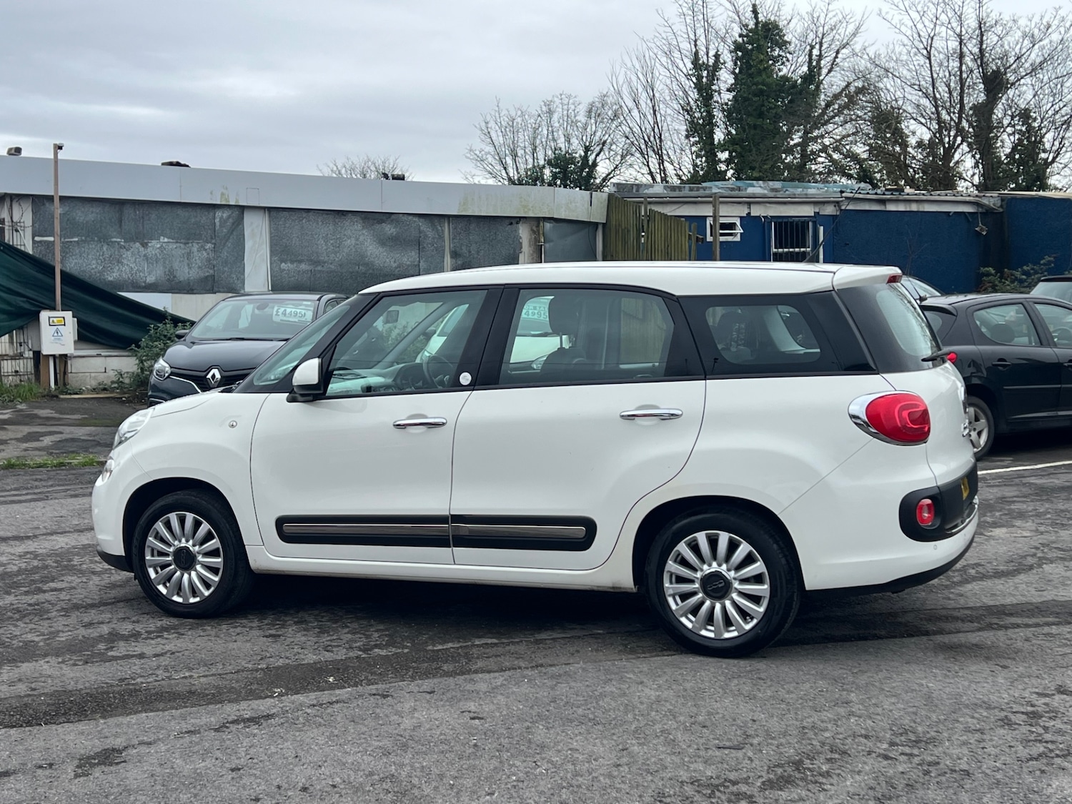 Used Fiat 500L 2016 for sale - 77750074: Photo 10