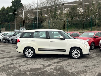 Used Fiat 500L 2016 for sale - 77750074: Photo