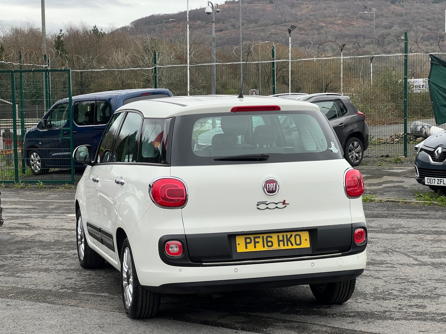 Used Fiat 500L 2016 for sale - 77750074: Photo 7