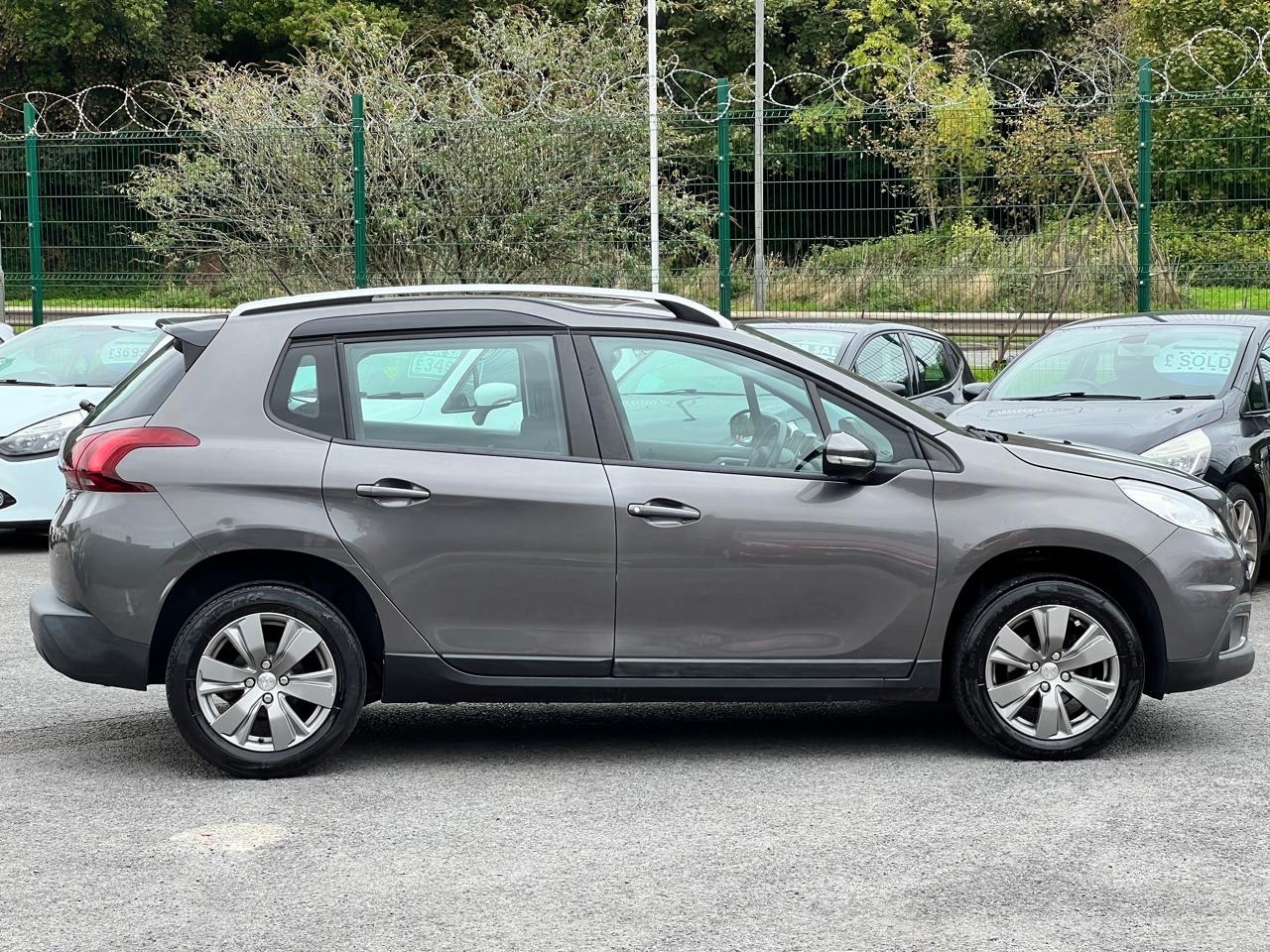 Used Peugeot 2008 2016 for sale - 76877859: Photo 3