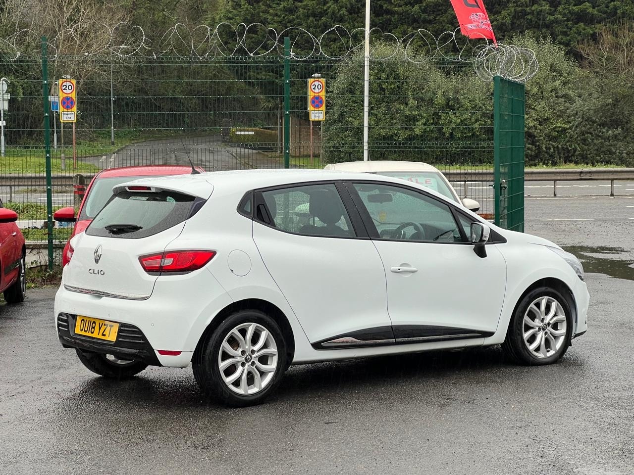 Used Renault Clio 2018 for sale - 77505981: Photo 4