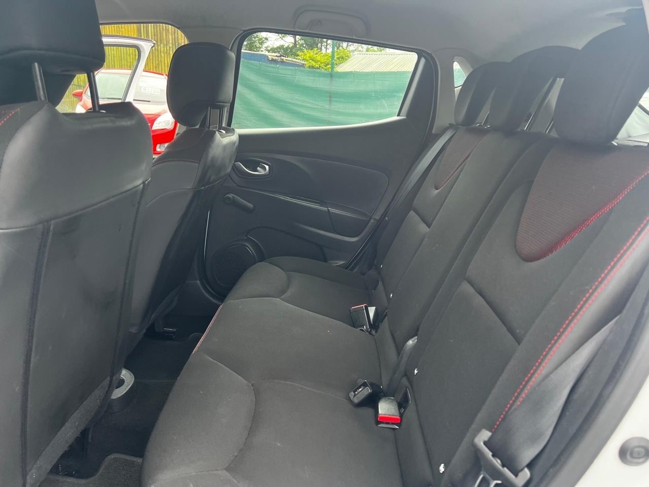 Used Renault Clio 2015 for sale - 76364827: Photo 12