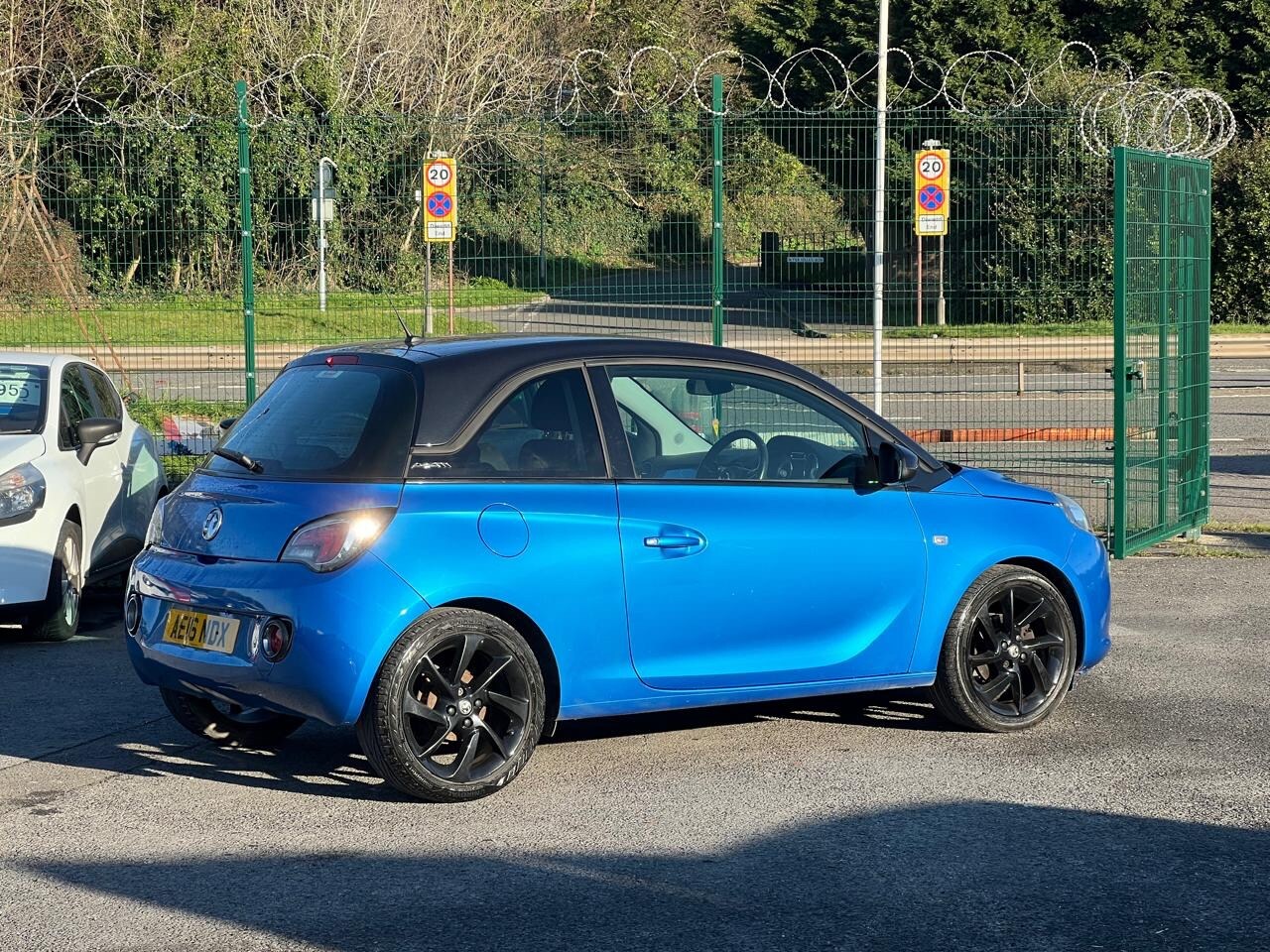 Used Vauxhall ADAM 2016 for sale - 77946420: Photo 4