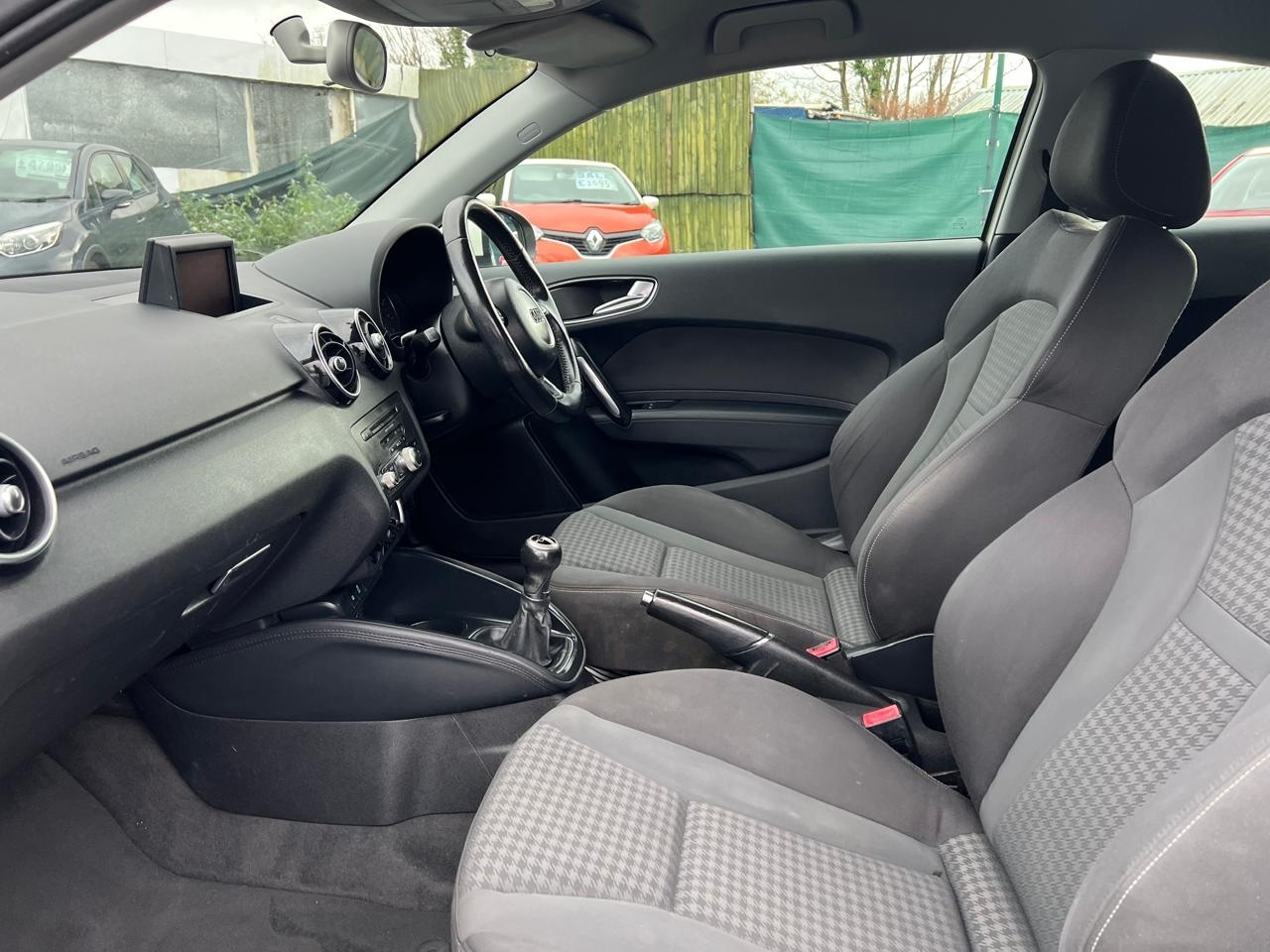 Used Audi A1 2011 for sale - 78163830: Photo 15