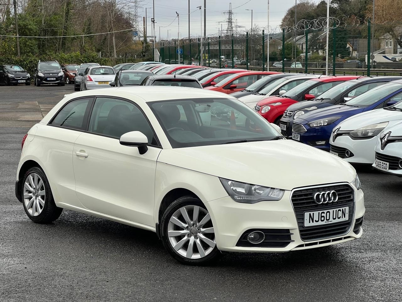 Used Audi A1 2011 for sale - 78163830: Photo 2