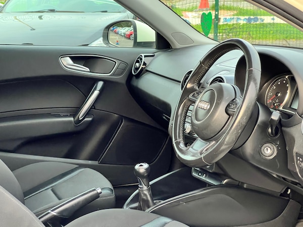 Used Audi A1 2012 for sale - 76252441: Photo 10