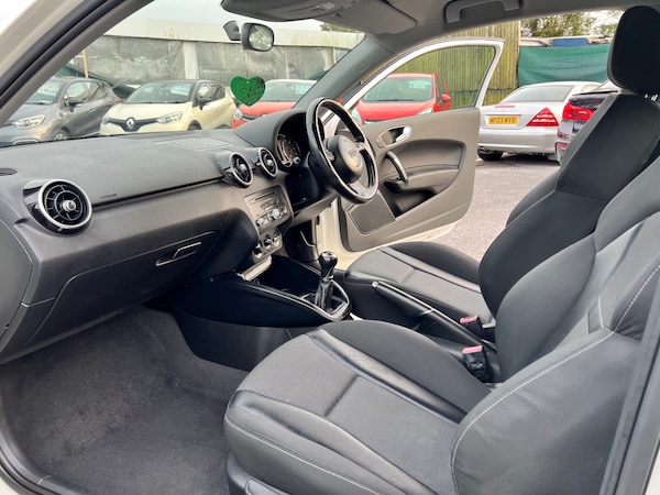 Used Audi A1 2012 for sale - 76252441: Photo 11