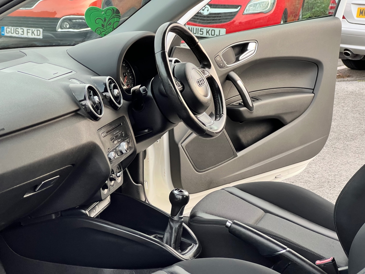 Used Audi A1 2012 for sale - 76252441: Photo 13